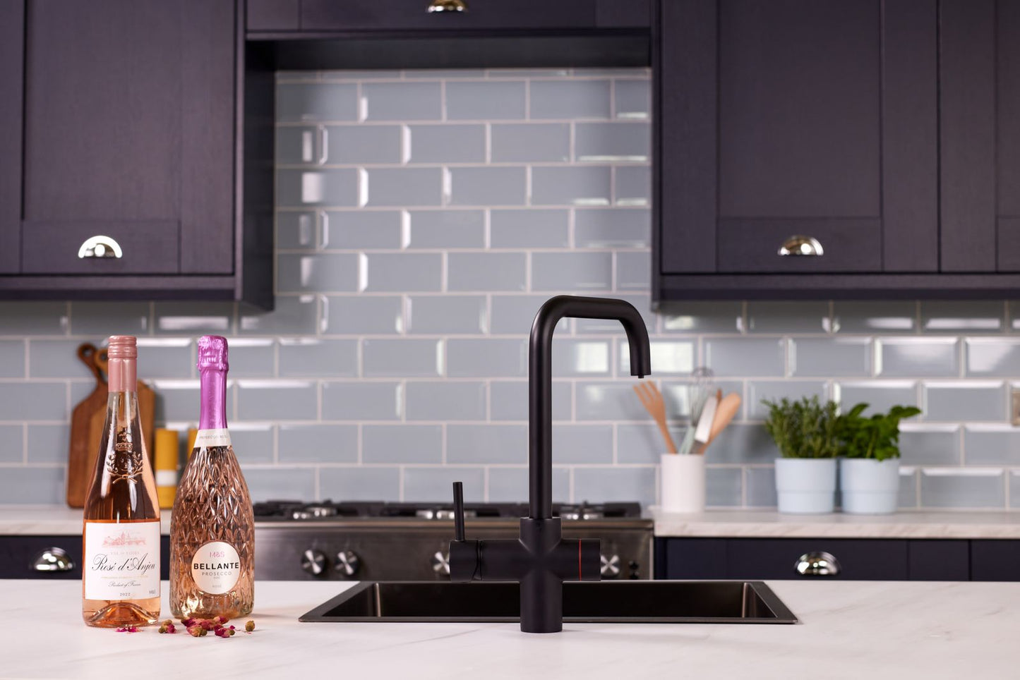 Kettle Flow 4-in-1 Boiling Water Tap – Matt Black Architectural Design